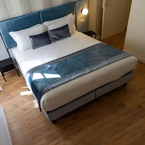 Maison d'hôtes At St. Peter Rooms&apartment, Rome