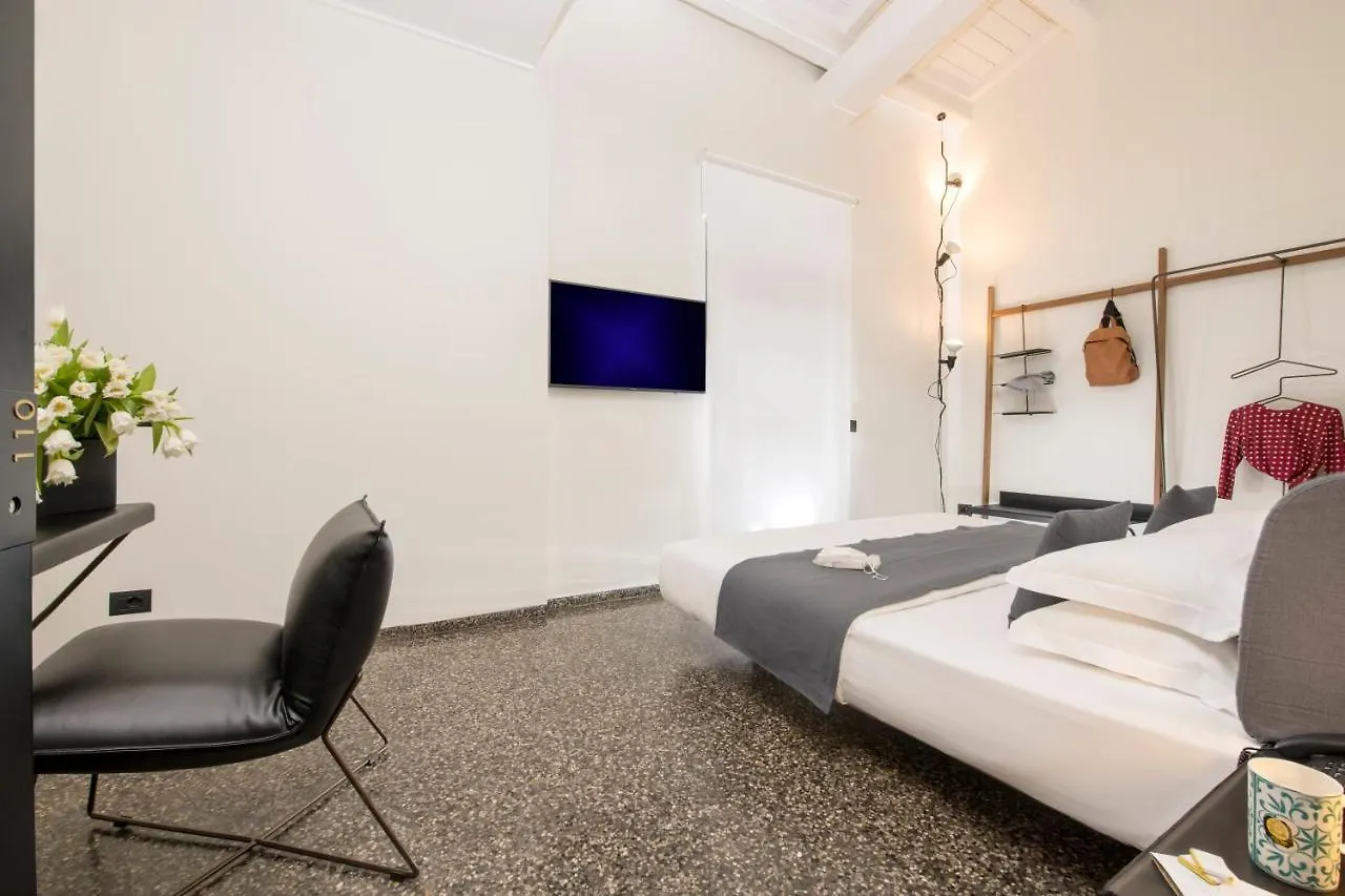 Hotel Royal Bissolati Rome 4*,  Italy